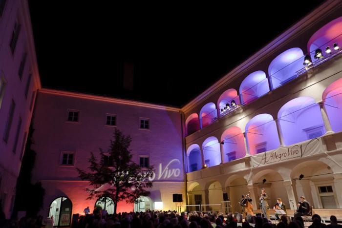 Kunsthaus Horn Hotel Exterior photo
